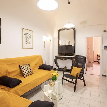 Via Manzoni Apartment Savona Bagian luar foto